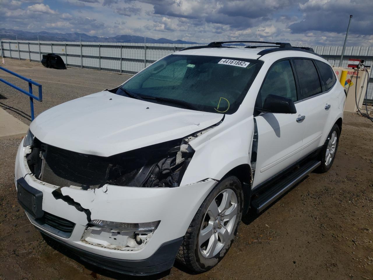 Photo 2 from auction – 2016 CHEVROLET TRAVERSE L with VIN 1GNKVGKDXGJ326015