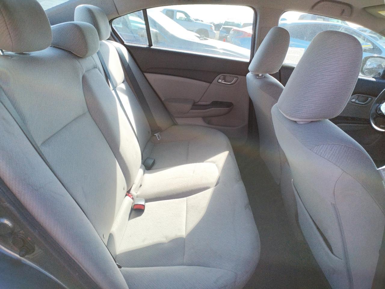 Photo 6 from auction – 2013 HONDA CIVIC LX with VIN 19XFB2F51DE262089