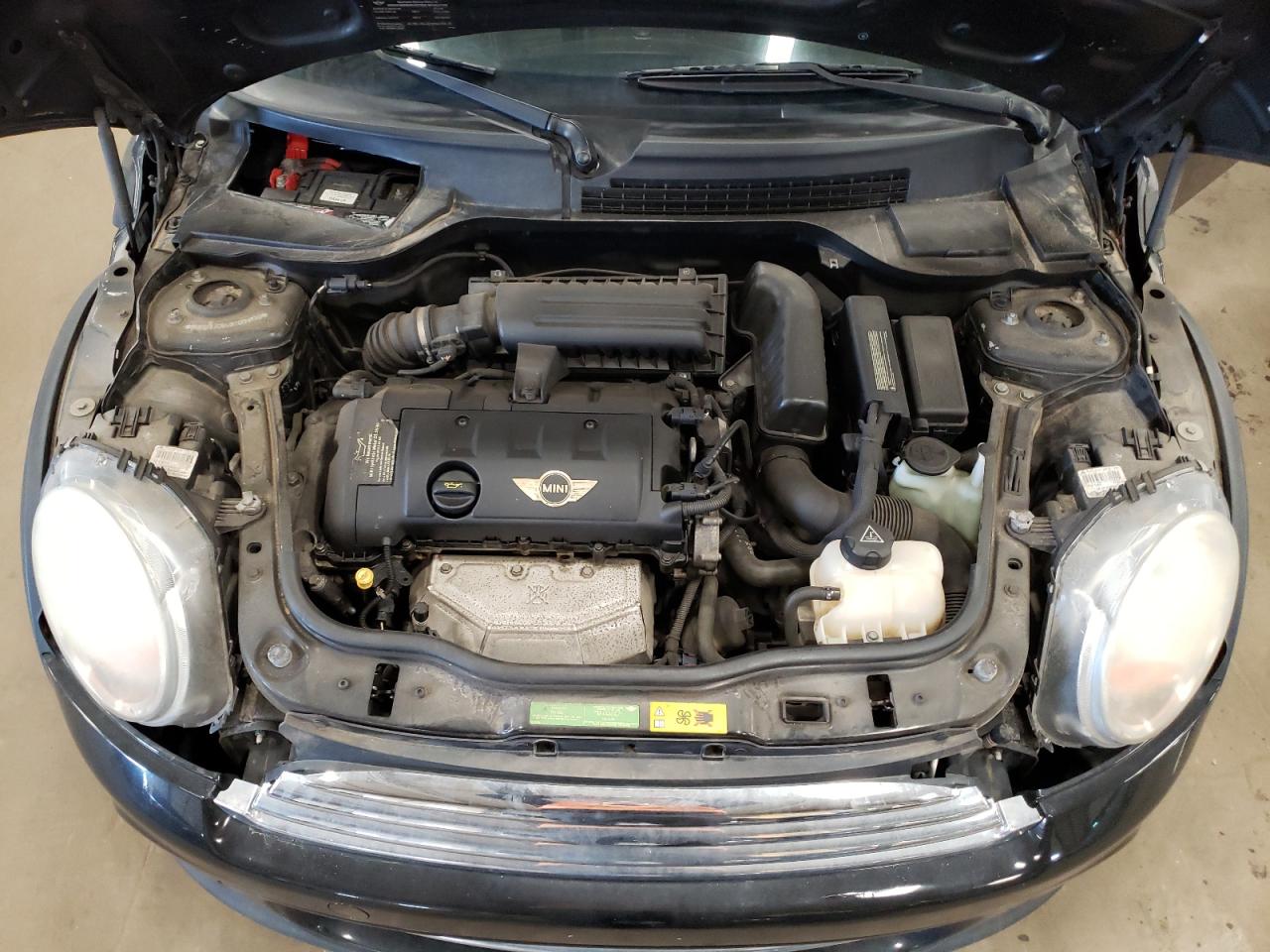 Photo 7 from auction – 2011 MINI COOPER with VIN WMWSU3C54BT099930