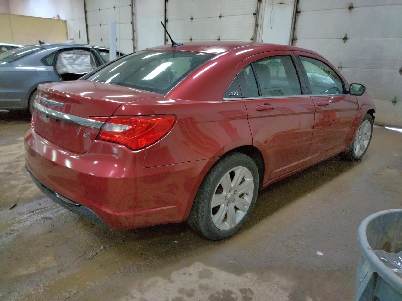 Photo 4 from auction – 2014 CHRYSLER 200 TOURIN with VIN 1C3CCBBB5EN178385