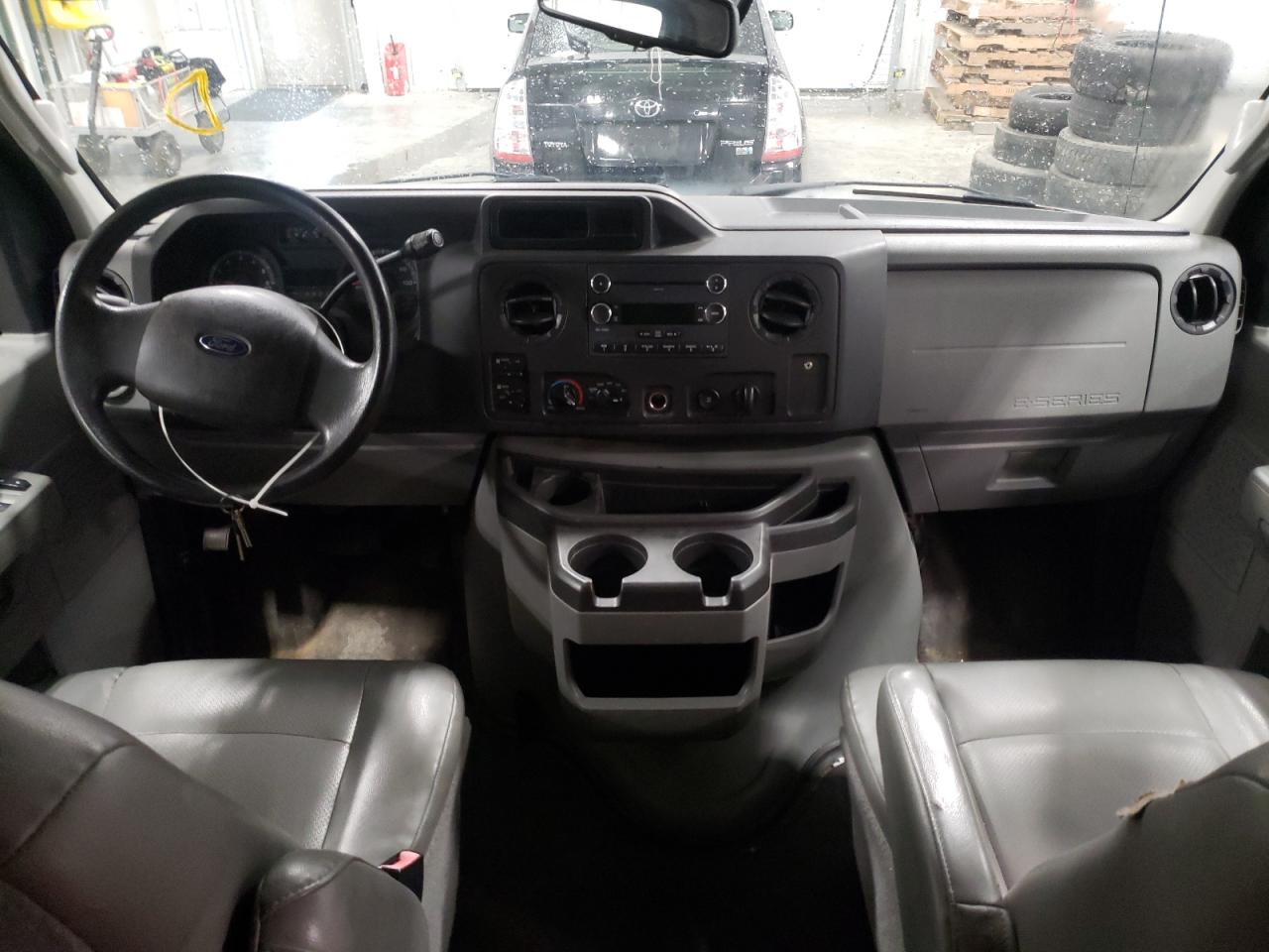 Photo 9 from auction – 2013 FORD ECONOLINE with VIN 1FBNE3BLXDDA69216