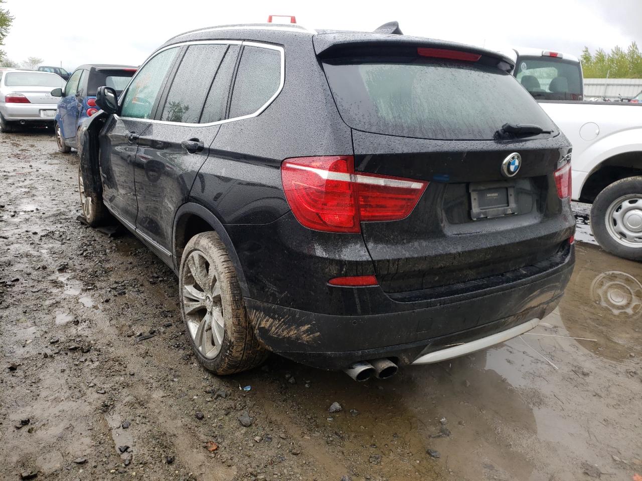 Photo 3 from auction – 2011 BMW X3 XDRIVE3 with VIN 5UXWX7C53BL735562