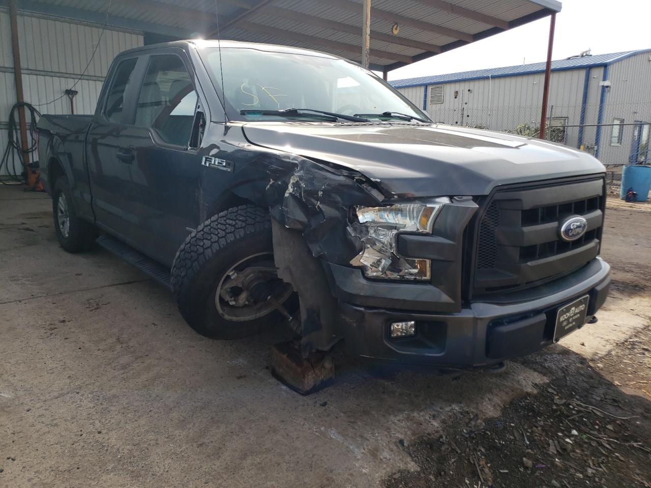 FORD F150 SUPER 2015 مع رقم تعريف المركبة 1FTEX1EP3FFC44843 - صورة من المزاد