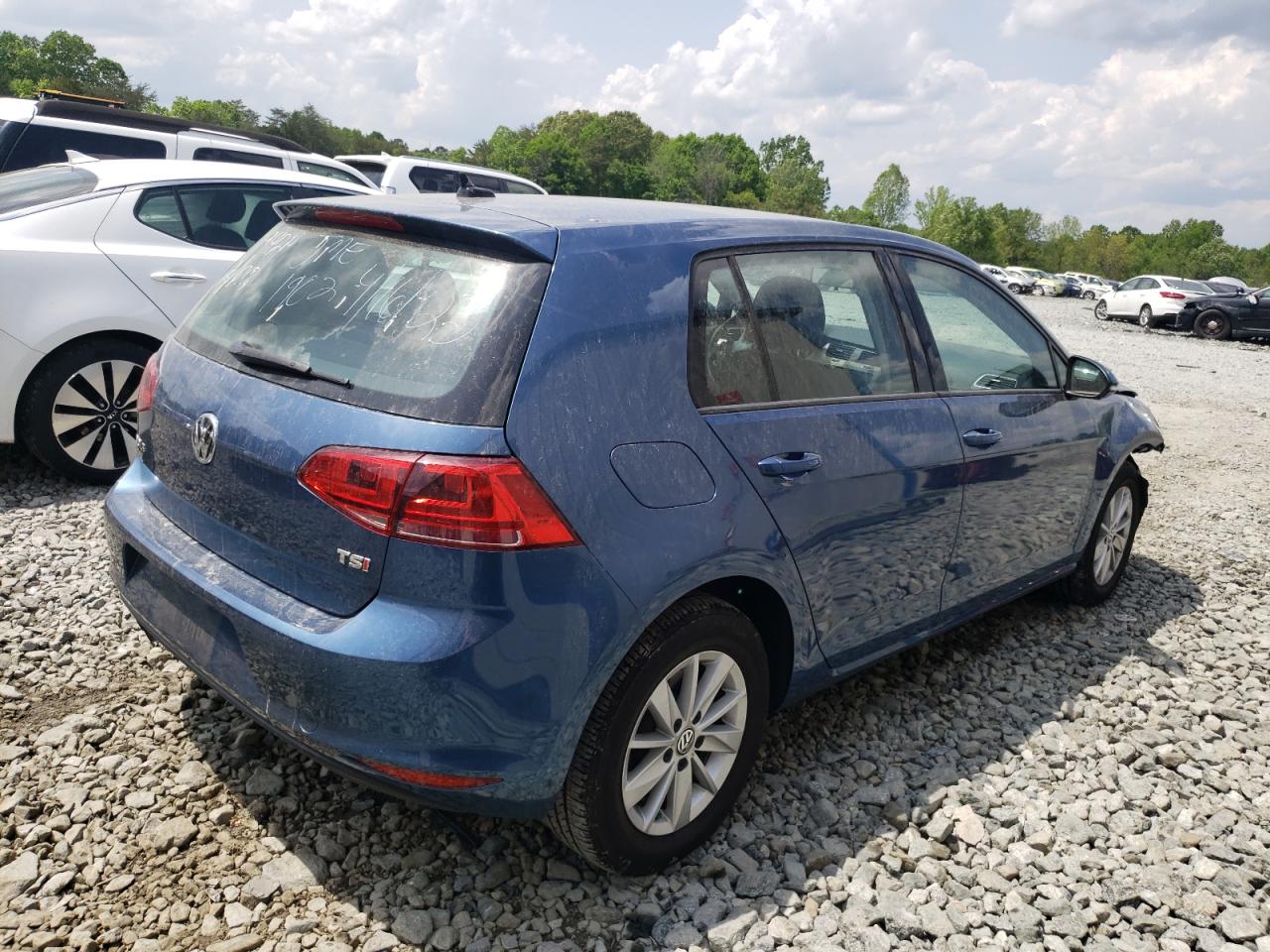 Photo 4 from auction – 2017 VOLKSWAGEN GOLF S with VIN 3VW217AU8HM011902