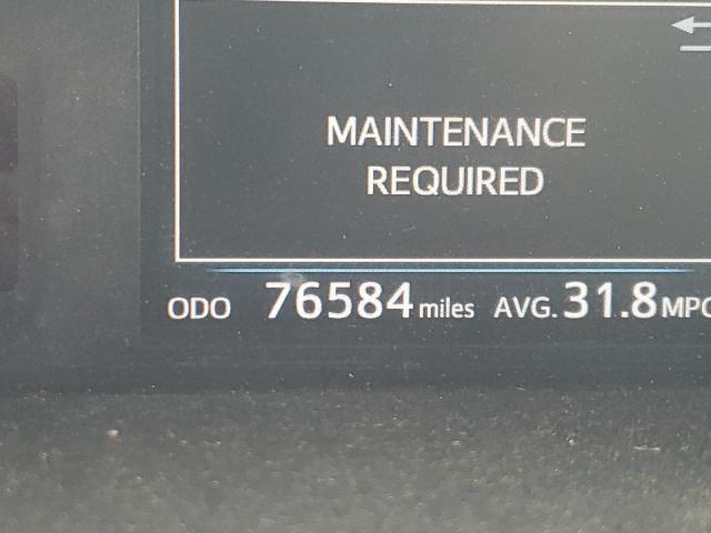 Photo 8 from auction – 2015 TOYOTA PRIUS V with VIN JTDZN3EU8FJ038813