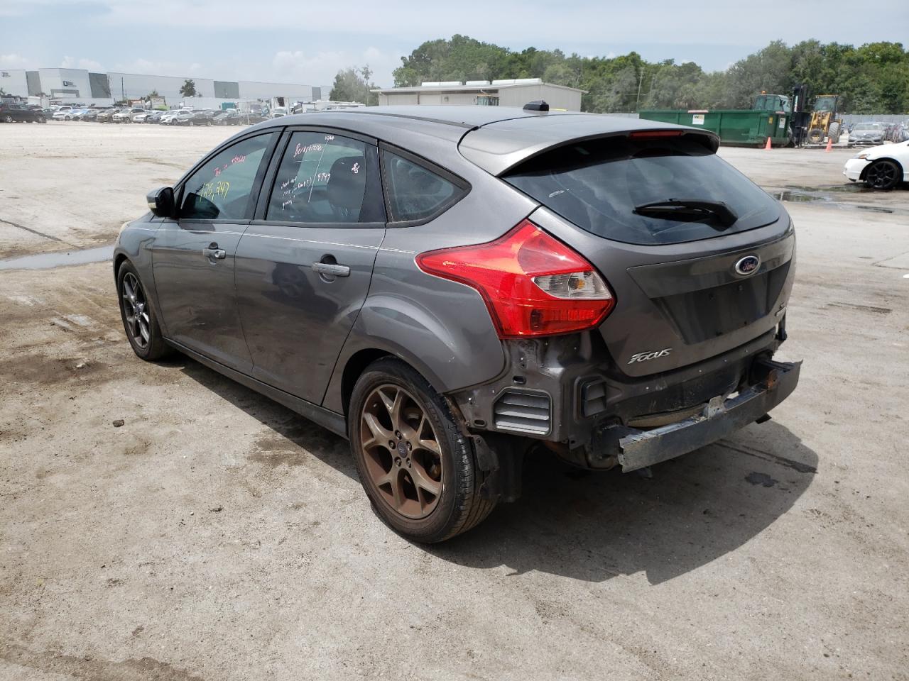 Photo 3 from auction – 2013 FORD FOCUS SE with VIN 1FADP3K21DL303036