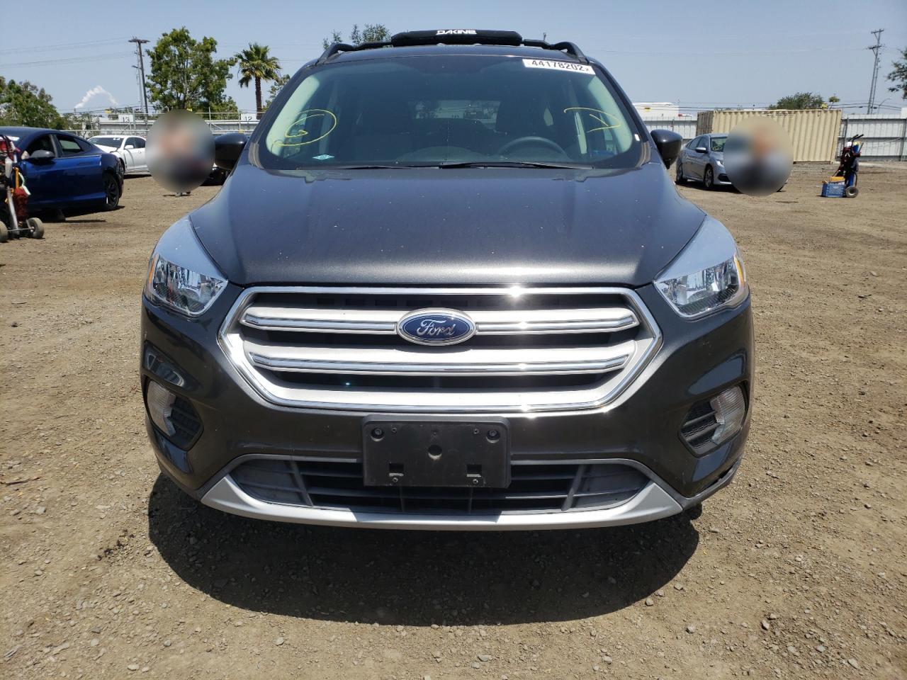 Photo 9 from auction – 2018 FORD ESCAPE SE with VIN 1FMCU9GDXJUB54929