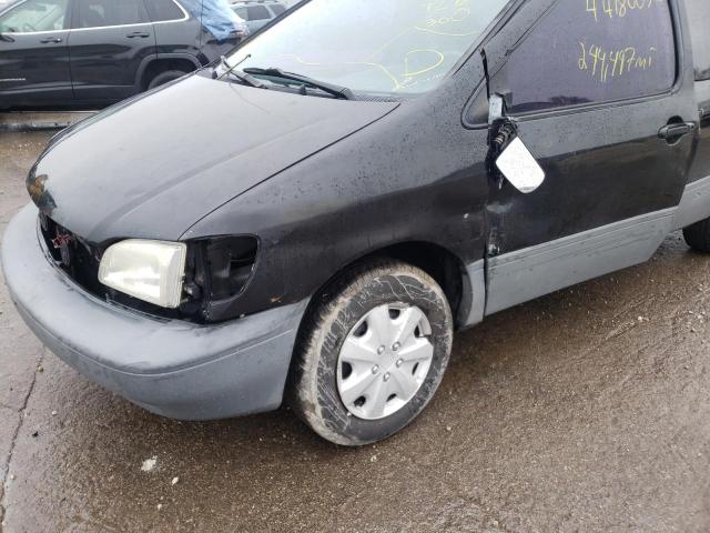 Photo 9 from auction – 2000 TOYOTA SIENNA LE with VIN 4T3ZF13C1YU252221