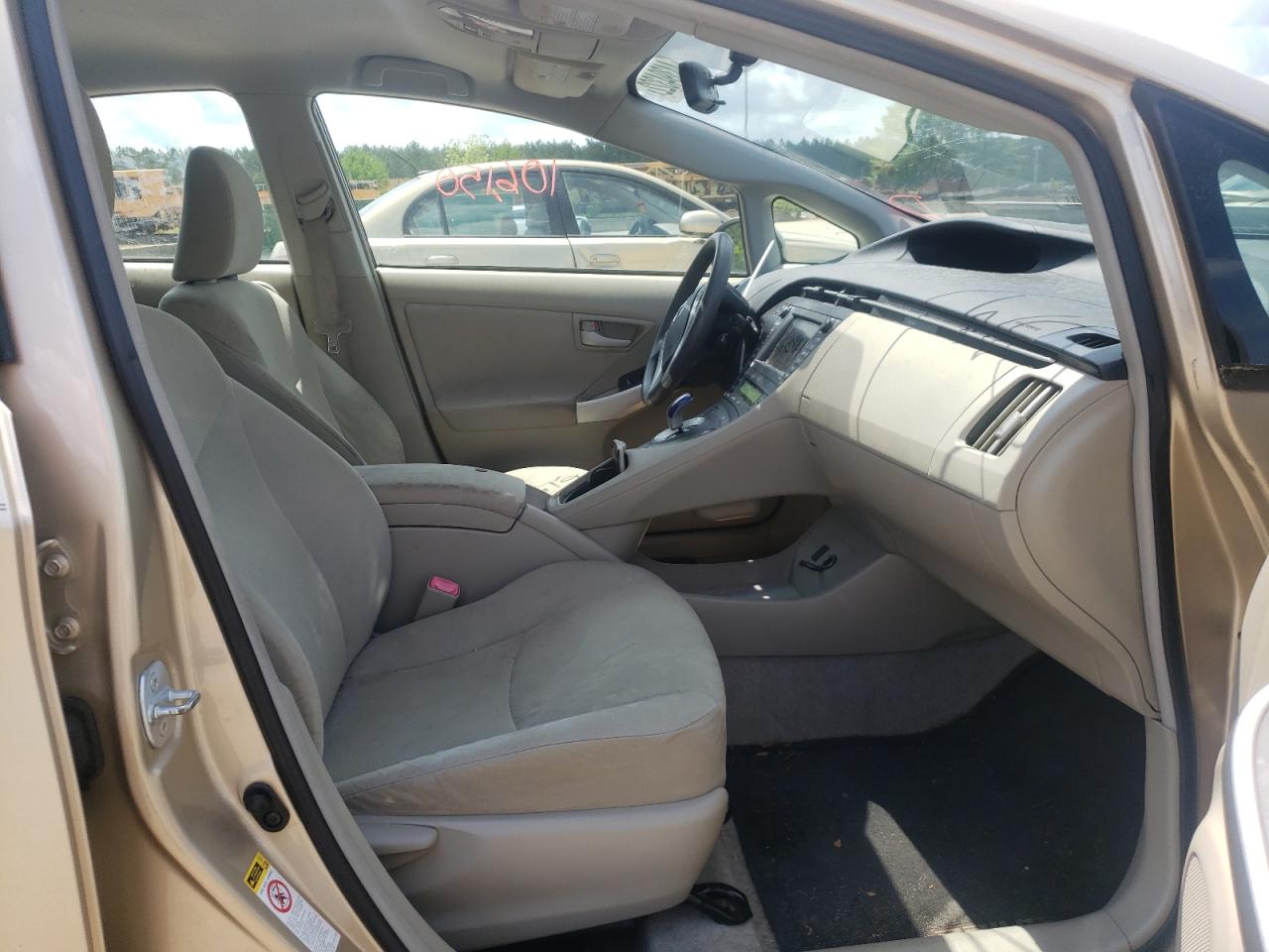 Photo 5 from auction – 2011 TOYOTA PRIUS with VIN JTDKN3DU9B0262014