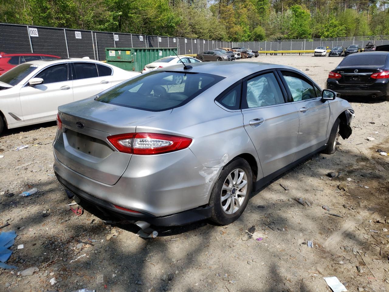Photo 4 from auction – 2016 FORD FUSION S with VIN 3FA6P0G74GR275850