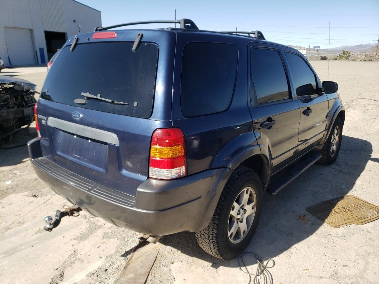 Photo 4 from auction – 2003 FORD ESCAPE XLT with VIN 1FMCU93123KA49831