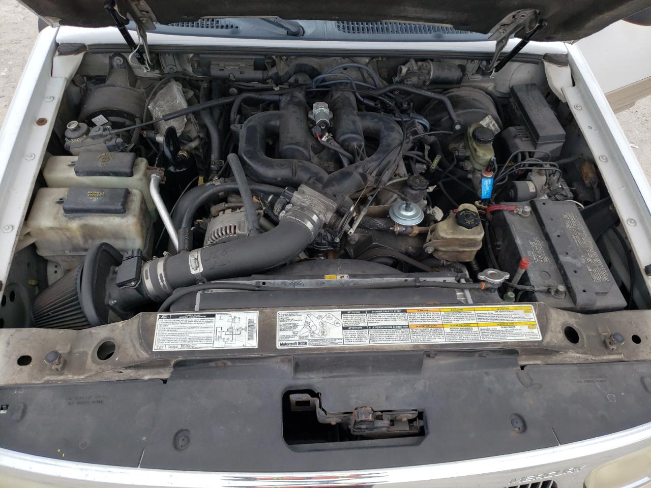 Photo 7 from auction – 2000 MERCURY MOUNTAINEE with VIN 4M2DU76E4YUJ23848