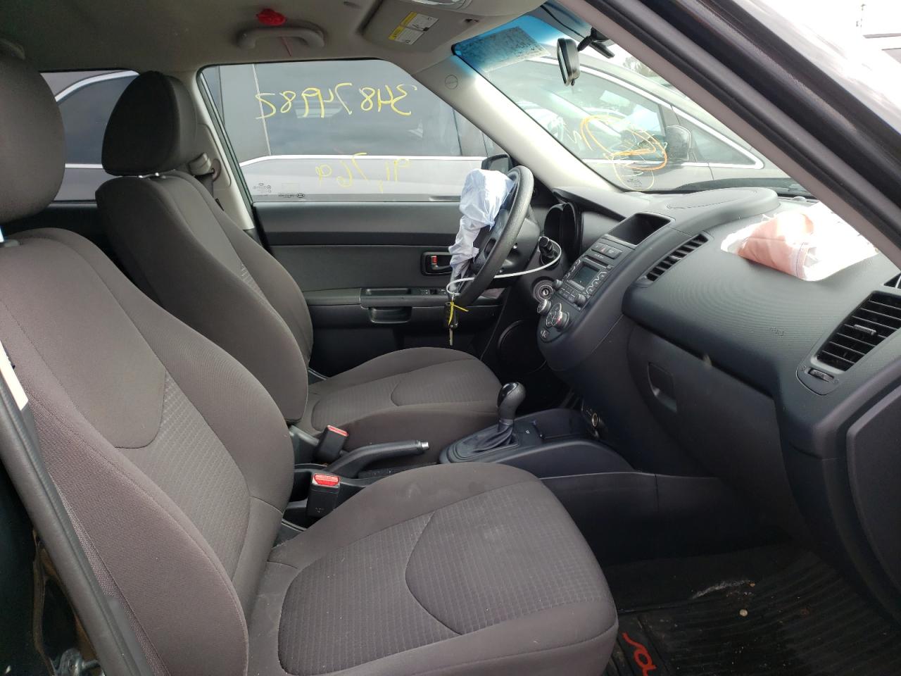 Photo 5 from auction – 2012 KIA SOUL with VIN KNDJT2A58C7476400