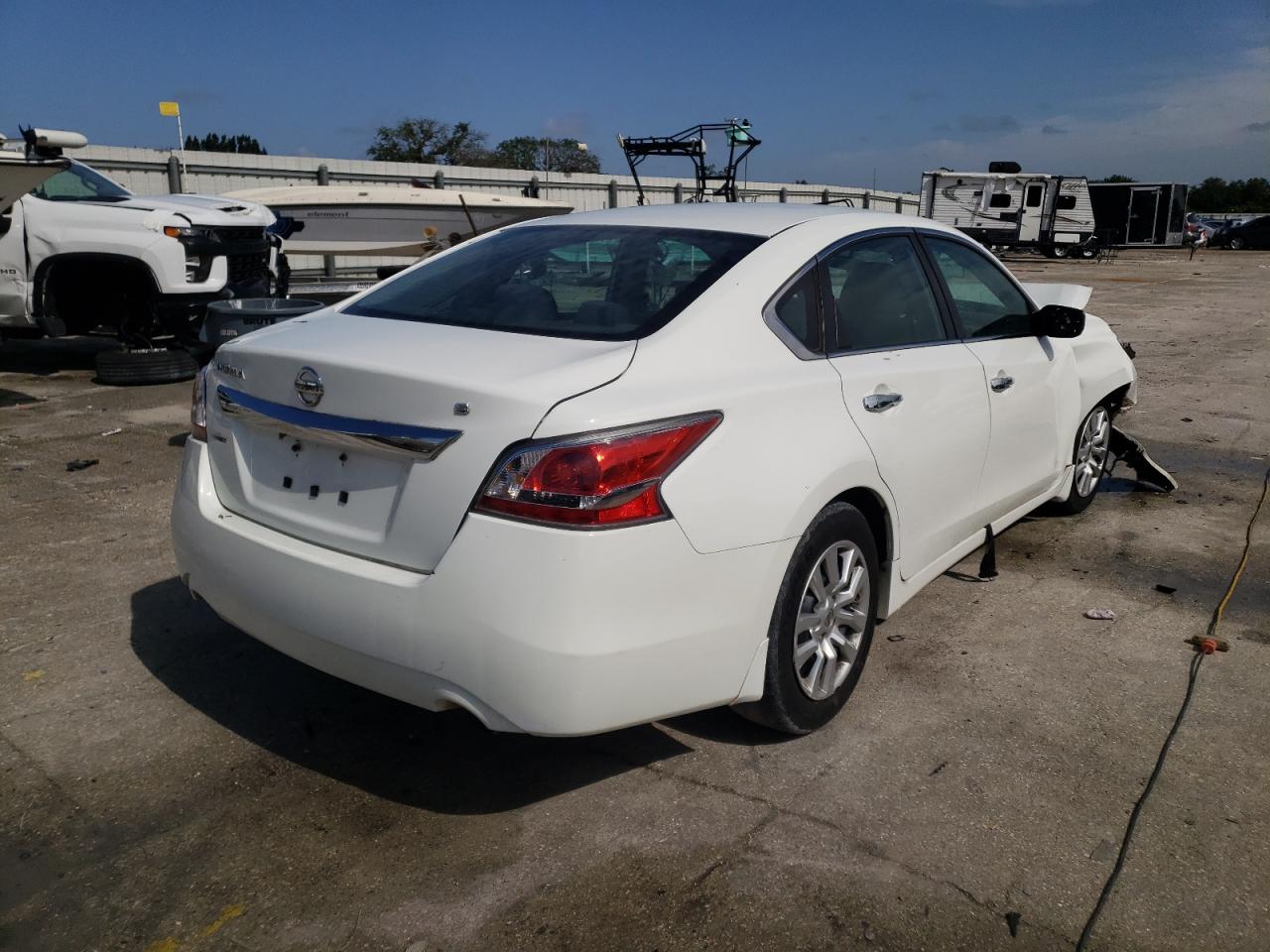 Photo 4 from auction – 2015 NISSAN ALTIMA 2.5 with VIN 1N4AL3AP9FC485552