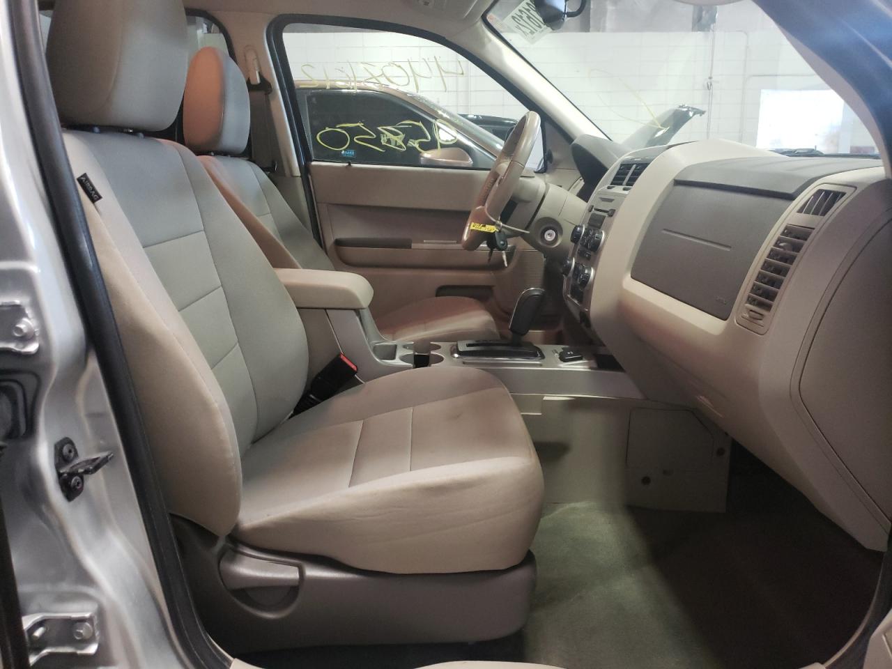 Photo 5 from auction – 2012 FORD ESCAPE HYB with VIN 1FMCU4K39CKA38637