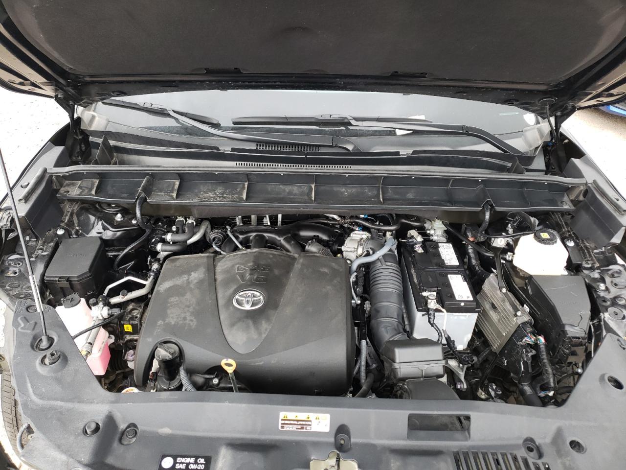 Photo 7 from auction – 2021 TOYOTA HIGHLANDER with VIN 5TDCZRAH5MS529975