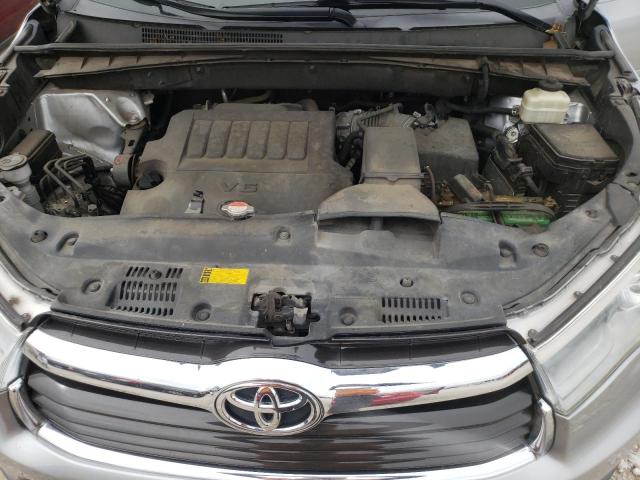 Photo 7 from auction – 2016 TOYOTA HIGHLANDER with VIN 5TDKKRFHXGS125129