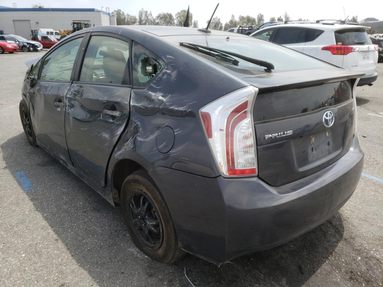 Photo 3 from auction – 2013 TOYOTA PRIUS with VIN JTDKN3DU5D5664165