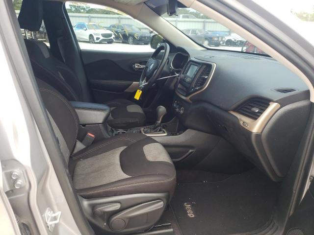 Photo 7 from auction – 2018 JEEP CHEROKEE L with VIN 1C4PJLCB5JD533580