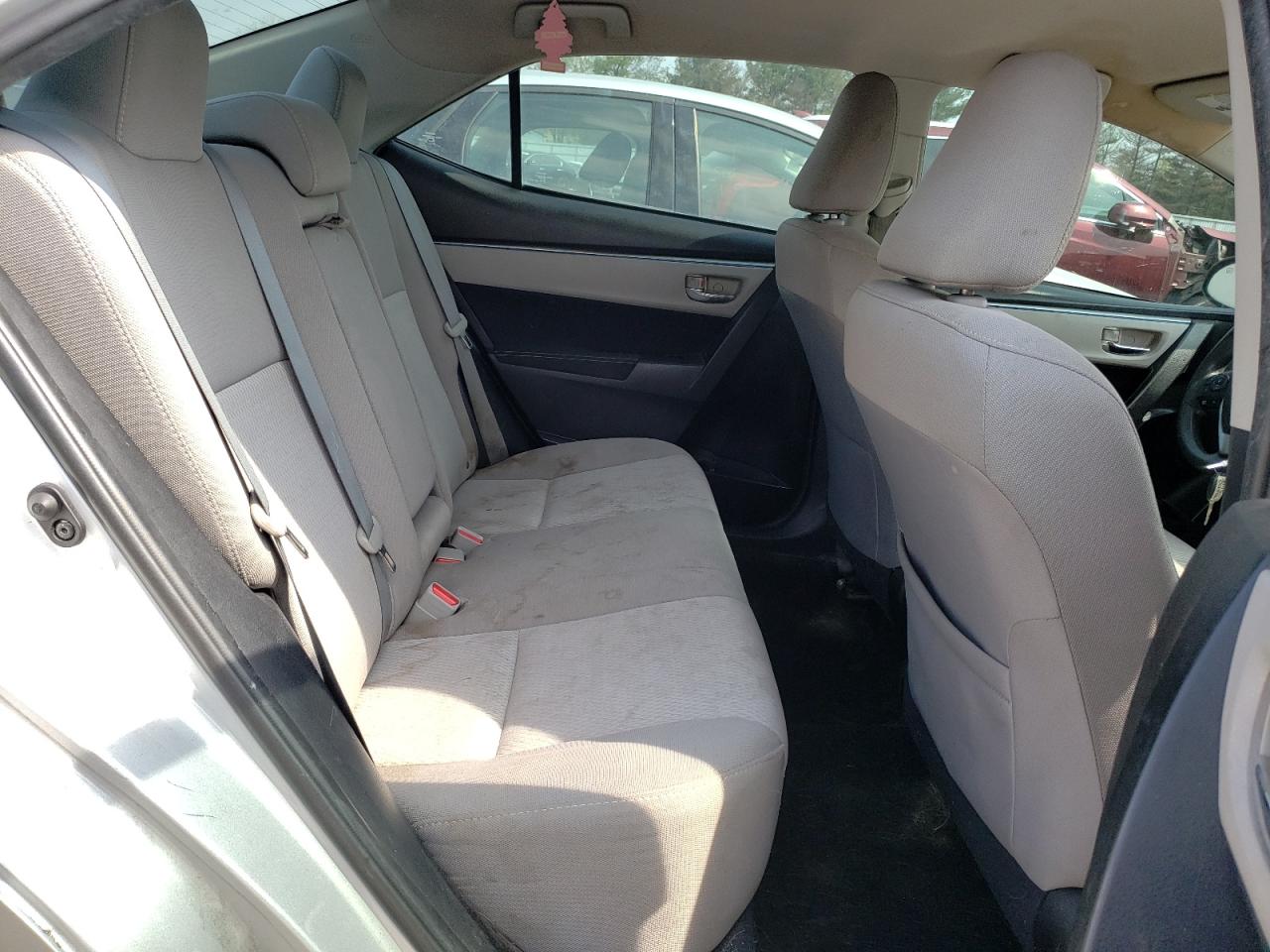 Photo 6 from auction – 2015 TOYOTA COROLLA L with VIN 2T1BURHE5FC272799