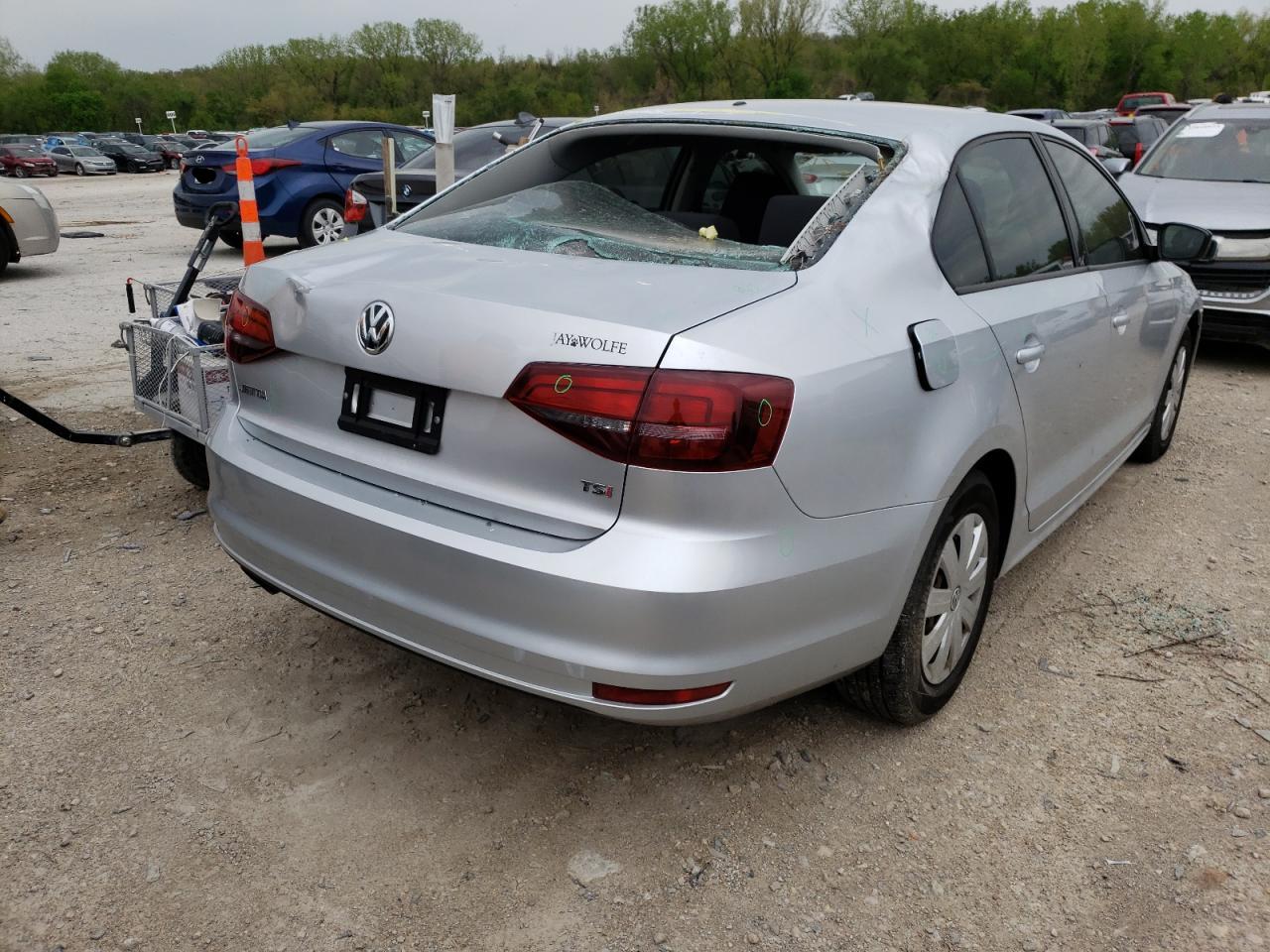Photo 4 from auction – 2016 VOLKSWAGEN JETTA S with VIN 3VW167AJ3GM323787