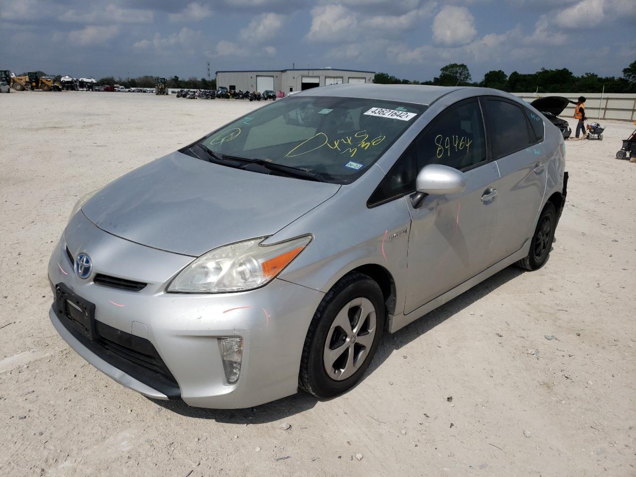 Photo 2 from auction – 2012 TOYOTA PRIUS with VIN JTDKN3DU8C5445330