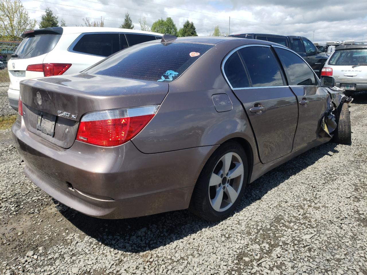 Photo 4 from auction – 2007 BMW 530 XI with VIN WBANF73517CU28699