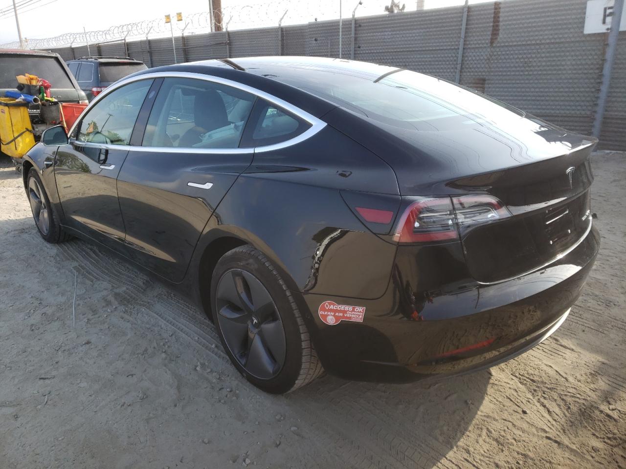 Photo 3 from auction – 2018 TESLA MODEL 3 with VIN 5YJ3E1EB5JF113217