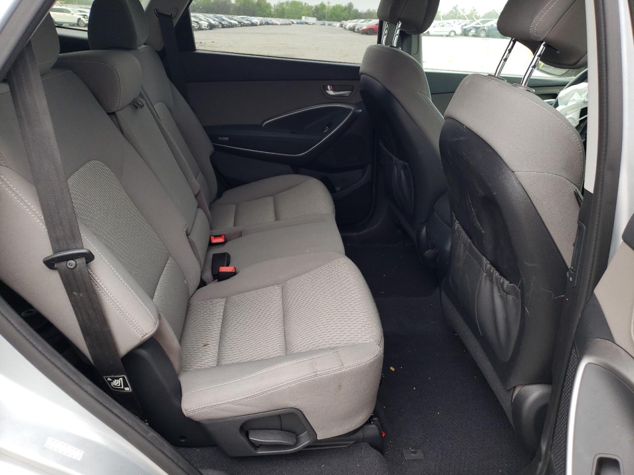 Photo 6 from auction – 2016 HYUNDAI SANTA FE S with VIN KM8SMDHF4GU162905