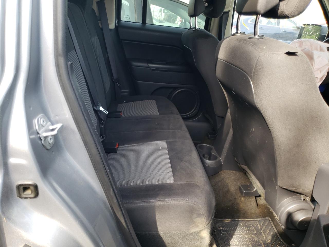 Photo 6 from auction – 2017 JEEP PATRIOT SP with VIN 1C4NJPBA0HD141110
