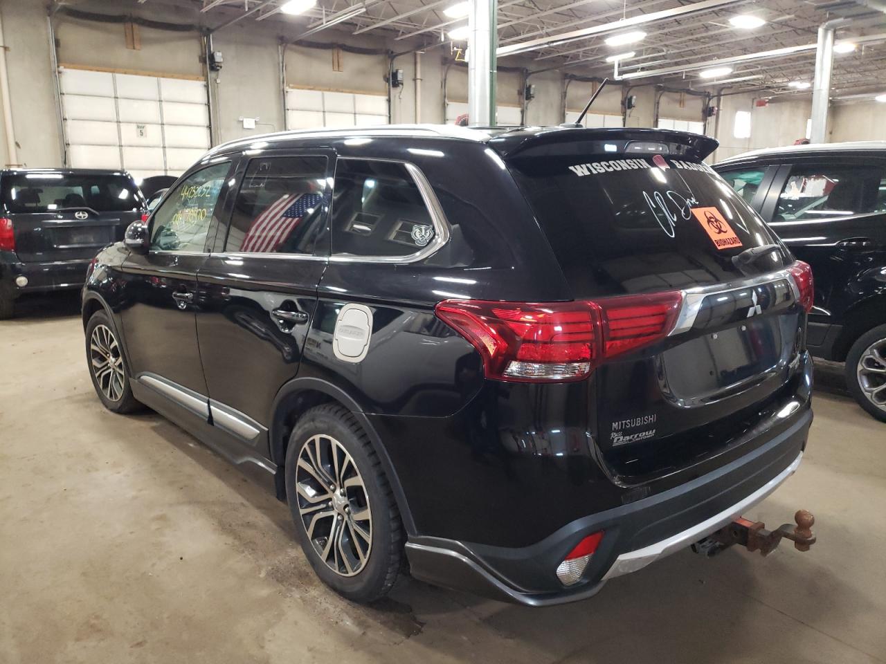 Photo 3 from auction – 2016 MITSUBISHI OUTLANDER with VIN JA4JZ4AX6GZ022002