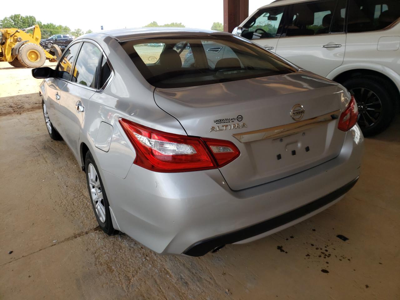 Photo 3 from auction – 2016 NISSAN ALTIMA 2.5 with VIN 1N4AL3AP8GN320758