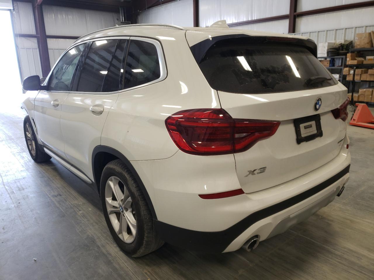 Photo 3 from auction – 2019 BMW X3 SDRIVE3 with VIN 5UXTR7C55KLR52835