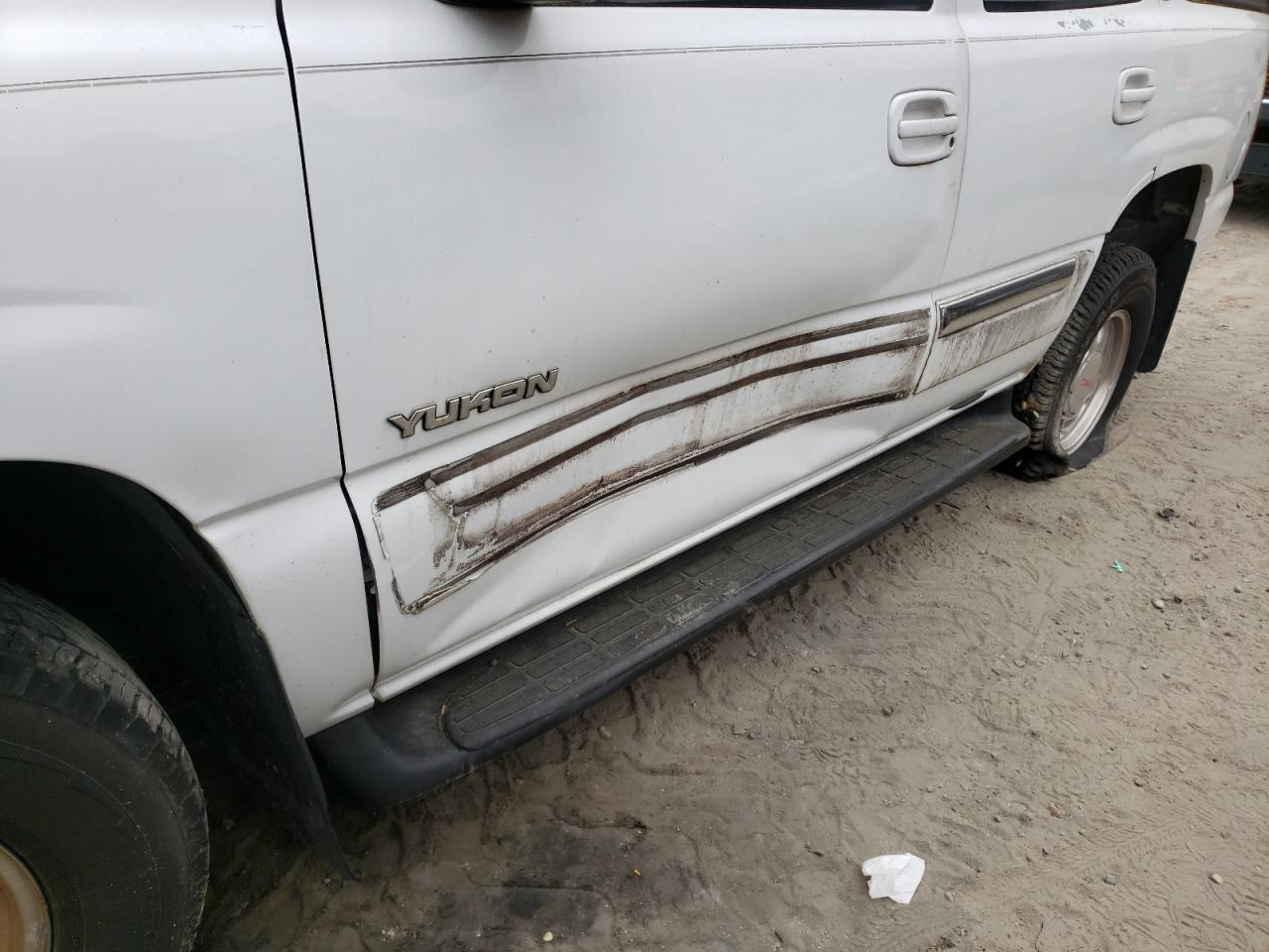 Photo 9 from auction – 2002 GMC YUKON with VIN 1GKEK13Z82J332723