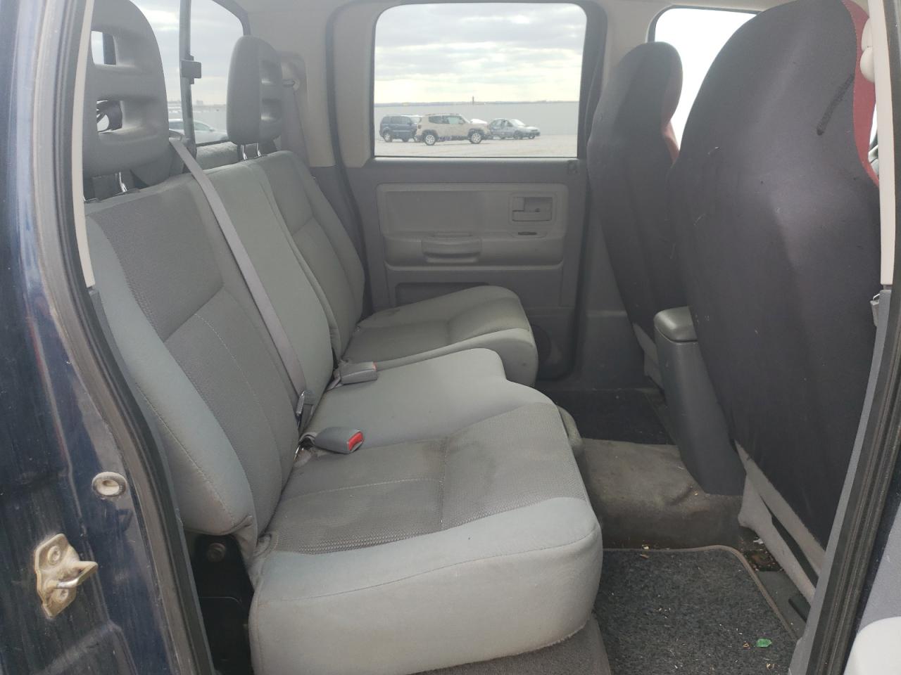 Photo 6 from auction – 2005 DODGE DAKOTA QUA with VIN 1D7HW48N35S166460