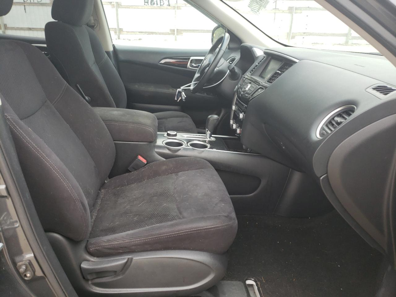 Photo 5 from auction – 2013 NISSAN PATHFINDER with VIN 5N1AR2MM3DC643042