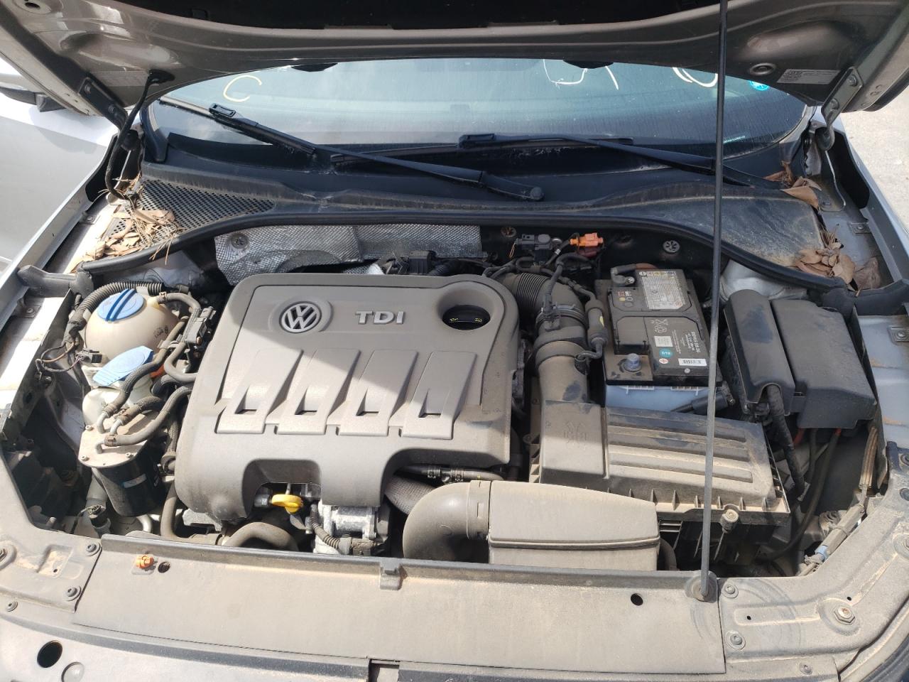 Photo 7 from auction – 2012 VOLKSWAGEN PASSAT SEL with VIN 1VWCN7A37CC088125