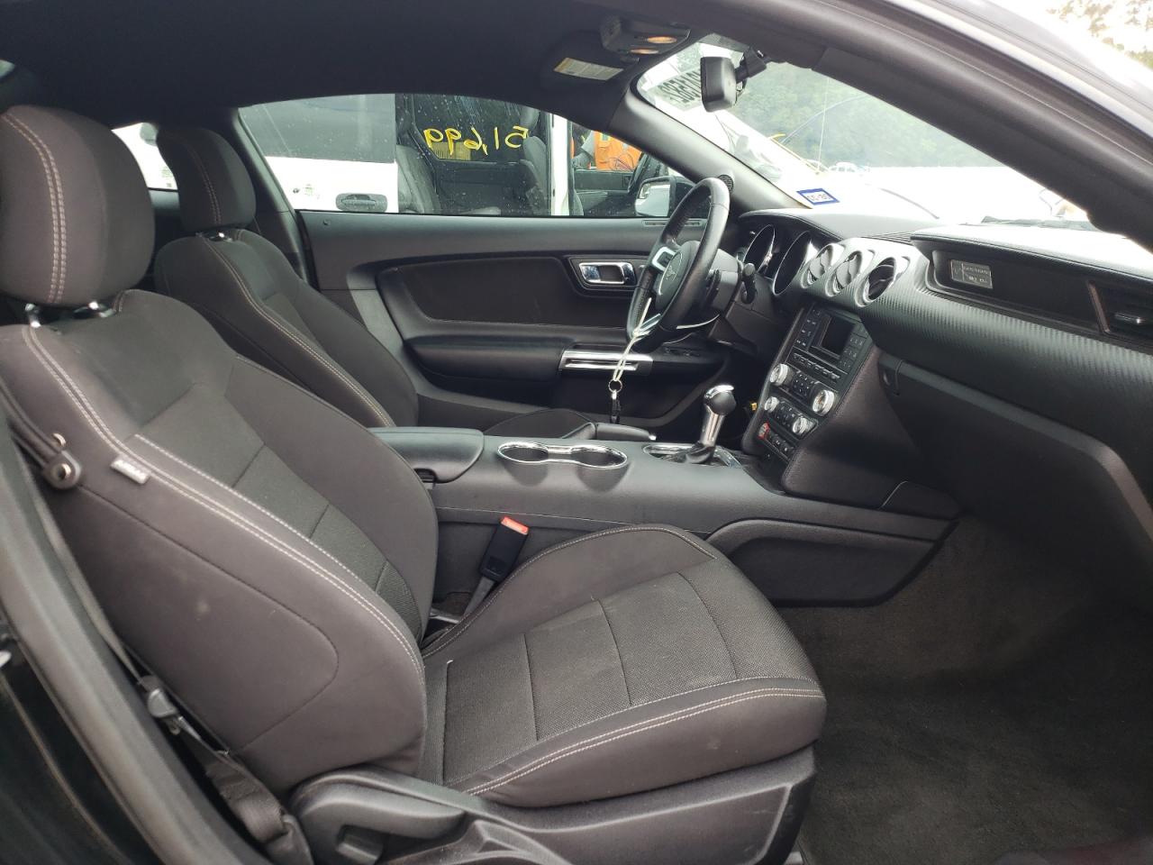 Photo 5 from auction – 2017 FORD MUSTANG with VIN 1FA6P8AM7H5265167