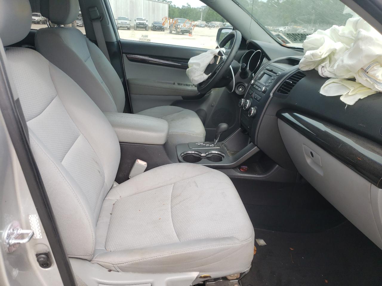 Photo 5 from auction – 2011 KIA SORENTO BA with VIN 5XYKT3A15BG064346