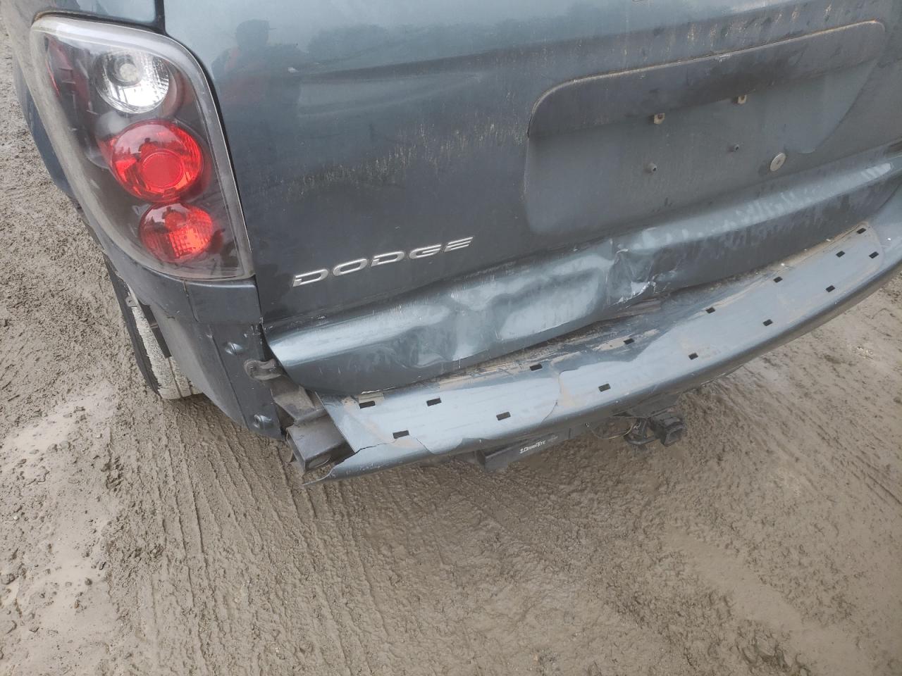 Photo 9 from auction – 2005 DODGE GRAND CARA with VIN 1D4GP24R05B414635