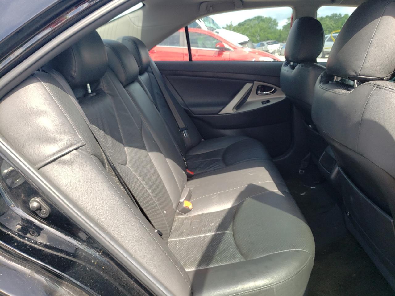 Photo 6 from auction – 2011 TOYOTA CAMRY BASE with VIN 4T1BF3EK7BU724701