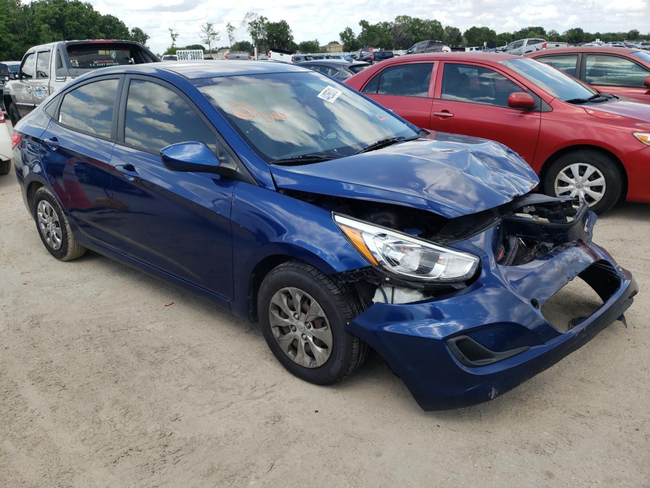 HYUNDAI ACCENT SE 2016 with VIN KMHCT4AE2GU947688 - Photo from auction