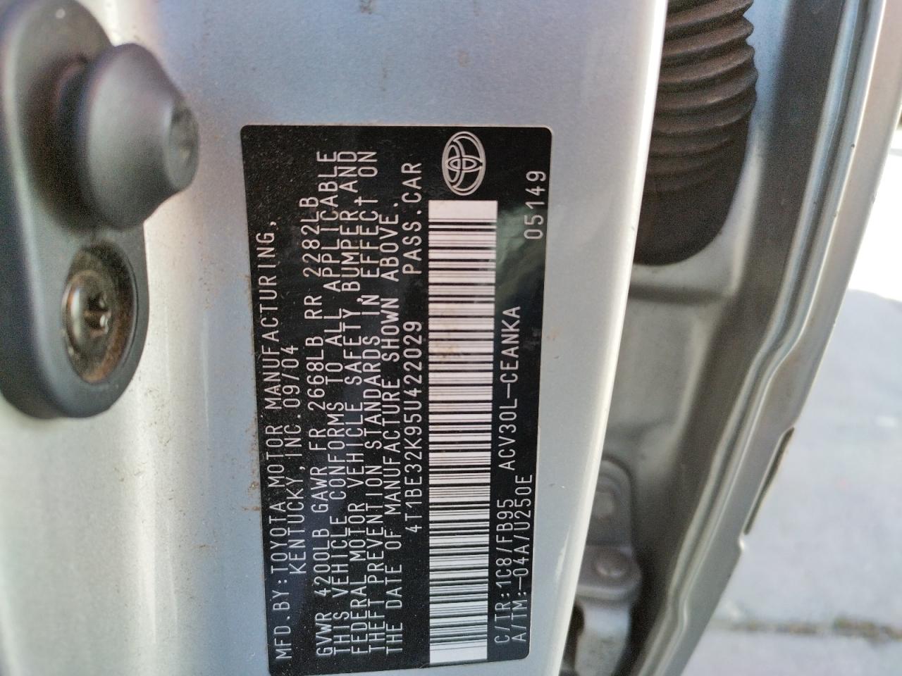 Photo 10 from auction – 2005 TOYOTA CAMRY LE with VIN 4T1BE32K95U422029