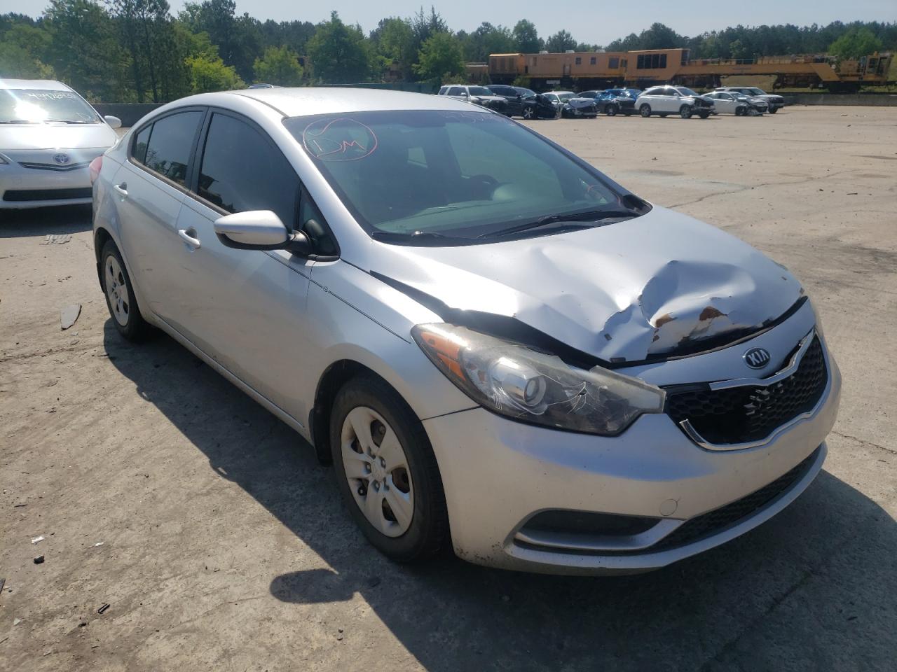 KIA FORTE LX 2014 with VIN KNAFK4A62E5066796 - Photo from auction