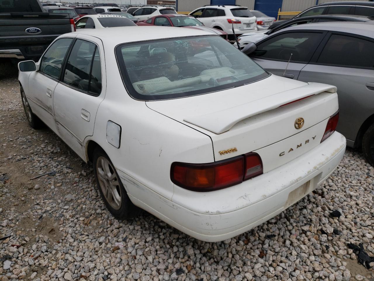 Photo 3 from auction – 1995 TOYOTA CAMRY LE with VIN JT2SK12E0S0276286
