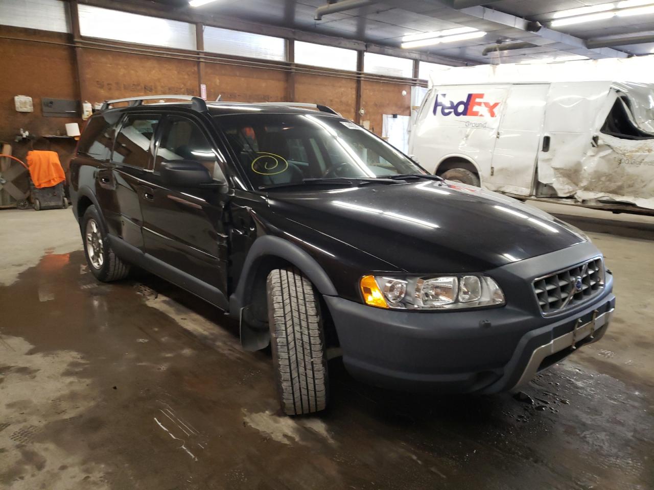 Photo 1 from auction – 2005 VOLVO XC70 with VIN YV1SZ592251201040