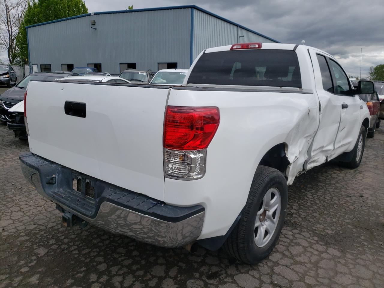 Photo 4 from auction – 2010 TOYOTA TUNDRA DOU with VIN 5TFRY5F11AX094296