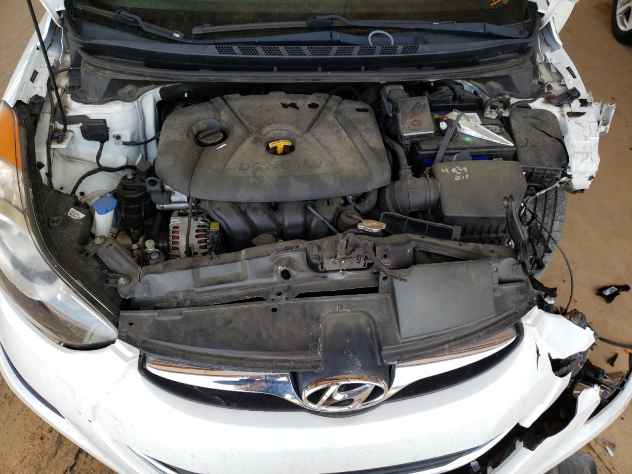 Photo 7 from auction – 2011 HYUNDAI ELANTRA GL with VIN 5NPDH4AE2BH057933
