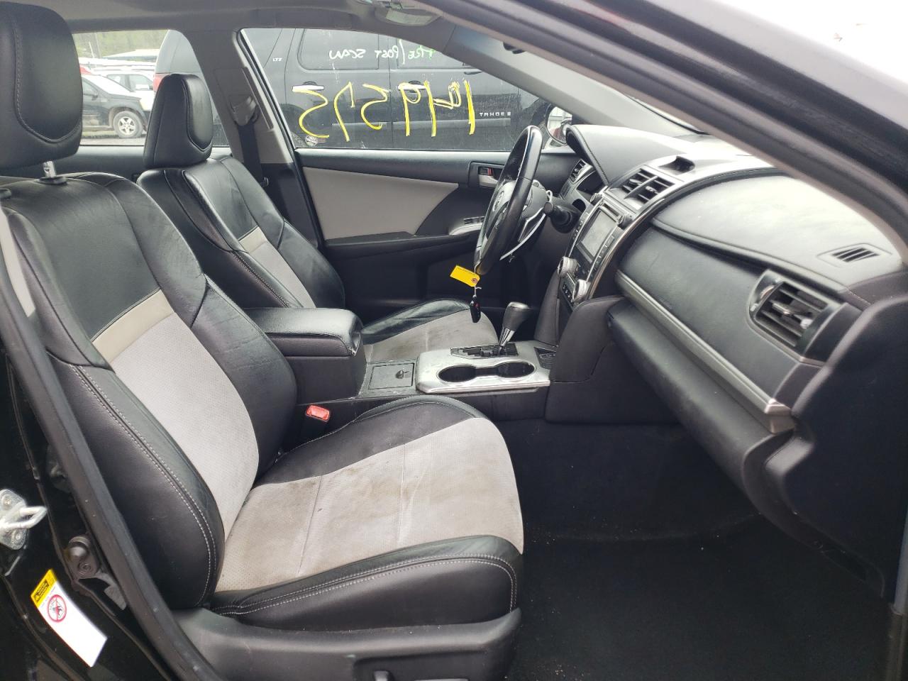 Photo 5 from auction – 2012 TOYOTA CAMRY with VIN 4T1BF1FKXCU505574