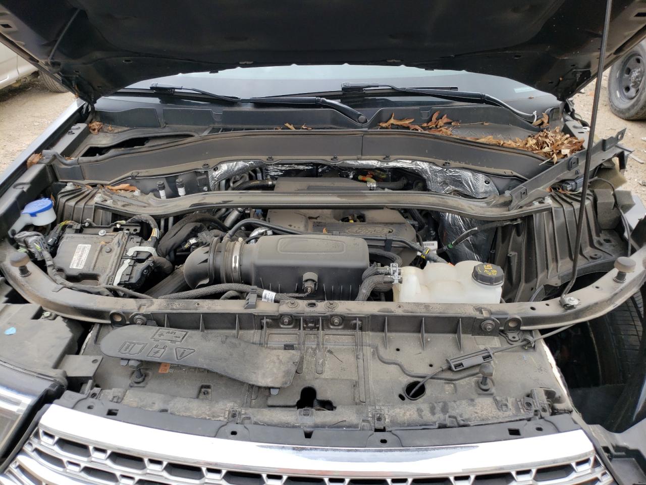 Photo 7 from auction – 2020 FORD EXPLORER L with VIN 1FMSK8FH7LGA14645